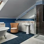 Golf & Kuneticka Hora 4*
