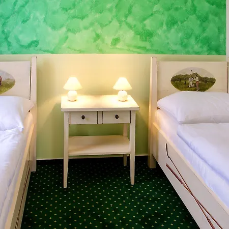 Otel Golf & Kuneticka Hora Dritec