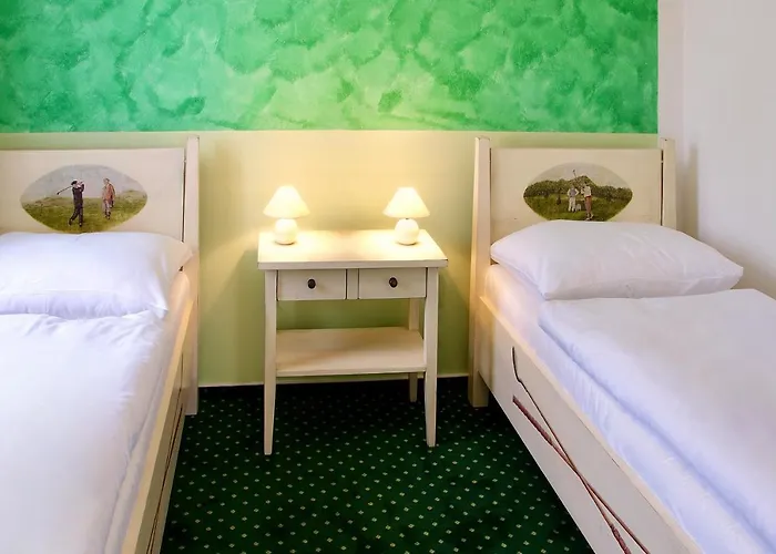 Hotel Golf & Kuneticka Hora