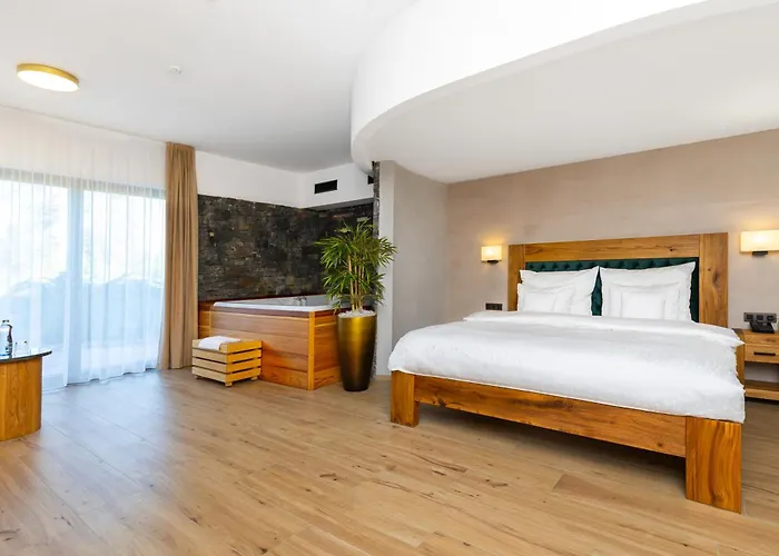 Hotel Golf&spa Kunětická Hora 4*