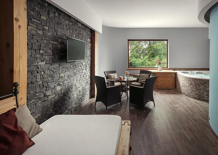 Hotel Golf & Kuneticka Hora 4*