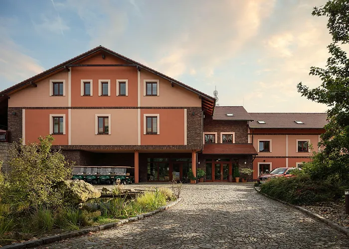 Golf & Kuneticka Hora Dritec